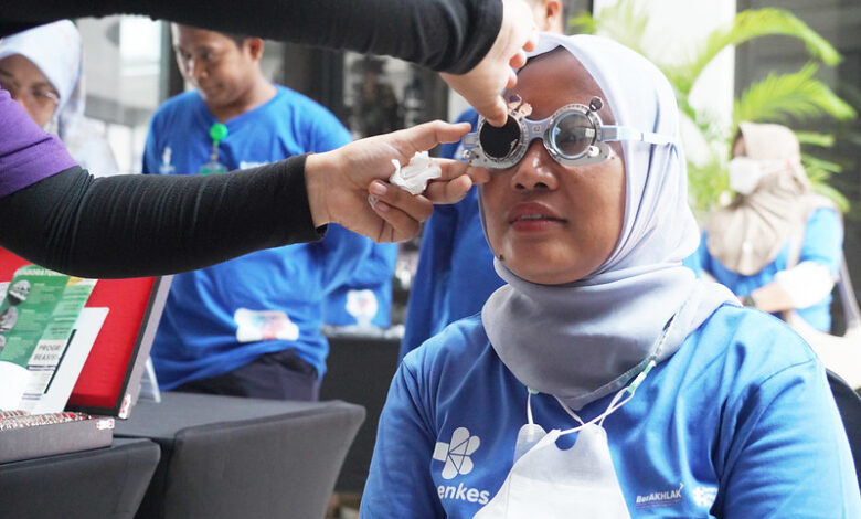 Sayangi Mata Anak Sedari Dini untuk Investasi Masa Depan